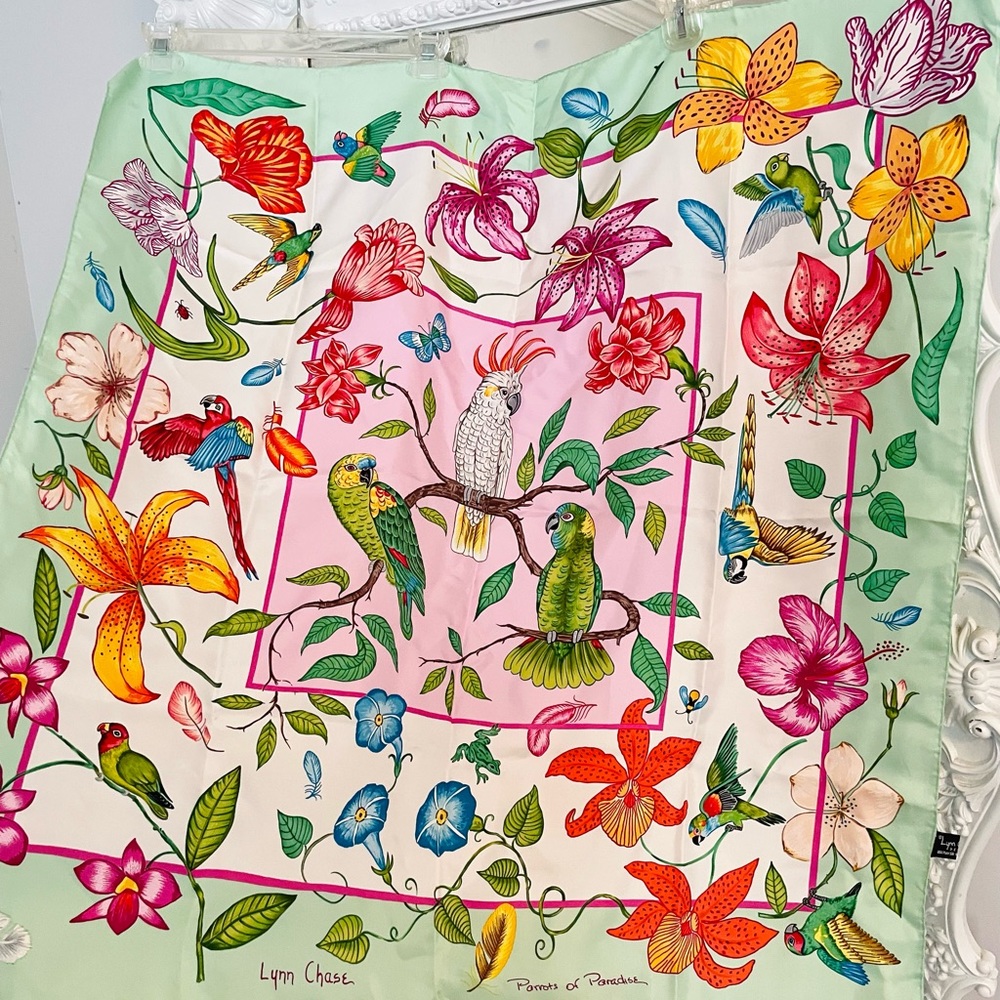 Vintage Lynn Chase Parrots of Paradise 100% SILK Printed Colorful Scarf - Picture 5 of 6